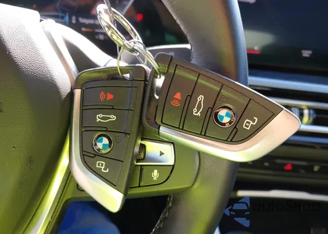 2023 BMW 330I xDrive from USA, damaged, VIN 3MW89FF02P8D32537